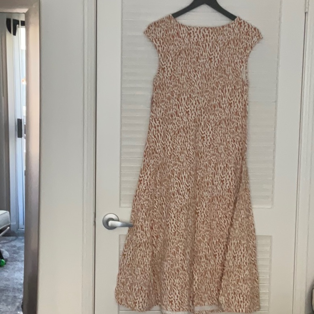 Old Navy Maternity Animal Print Dress - Picture 4 of 5